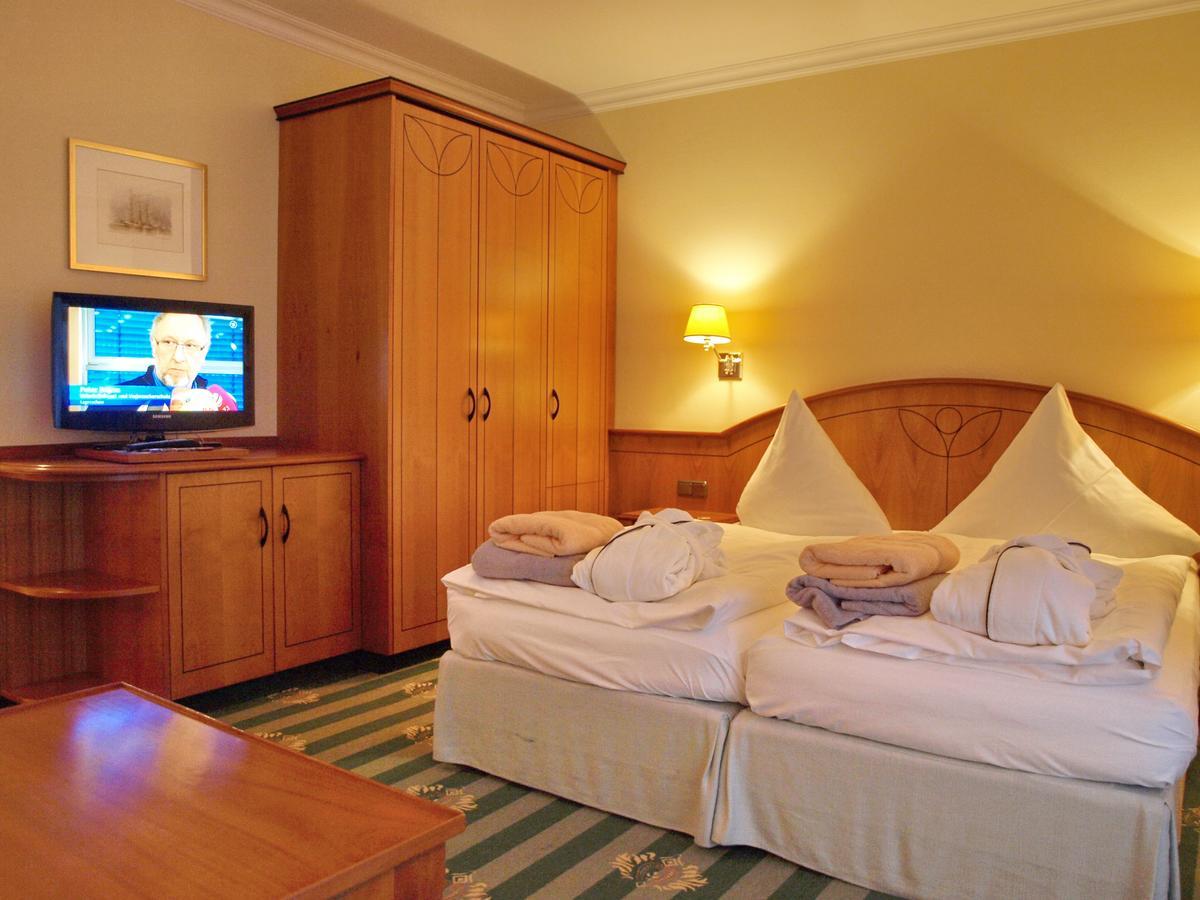Ringhotel Strandblick Ostseebad Kühlungsborn Екстериор снимка